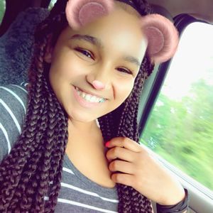 Meet your Posher, Amberlyn